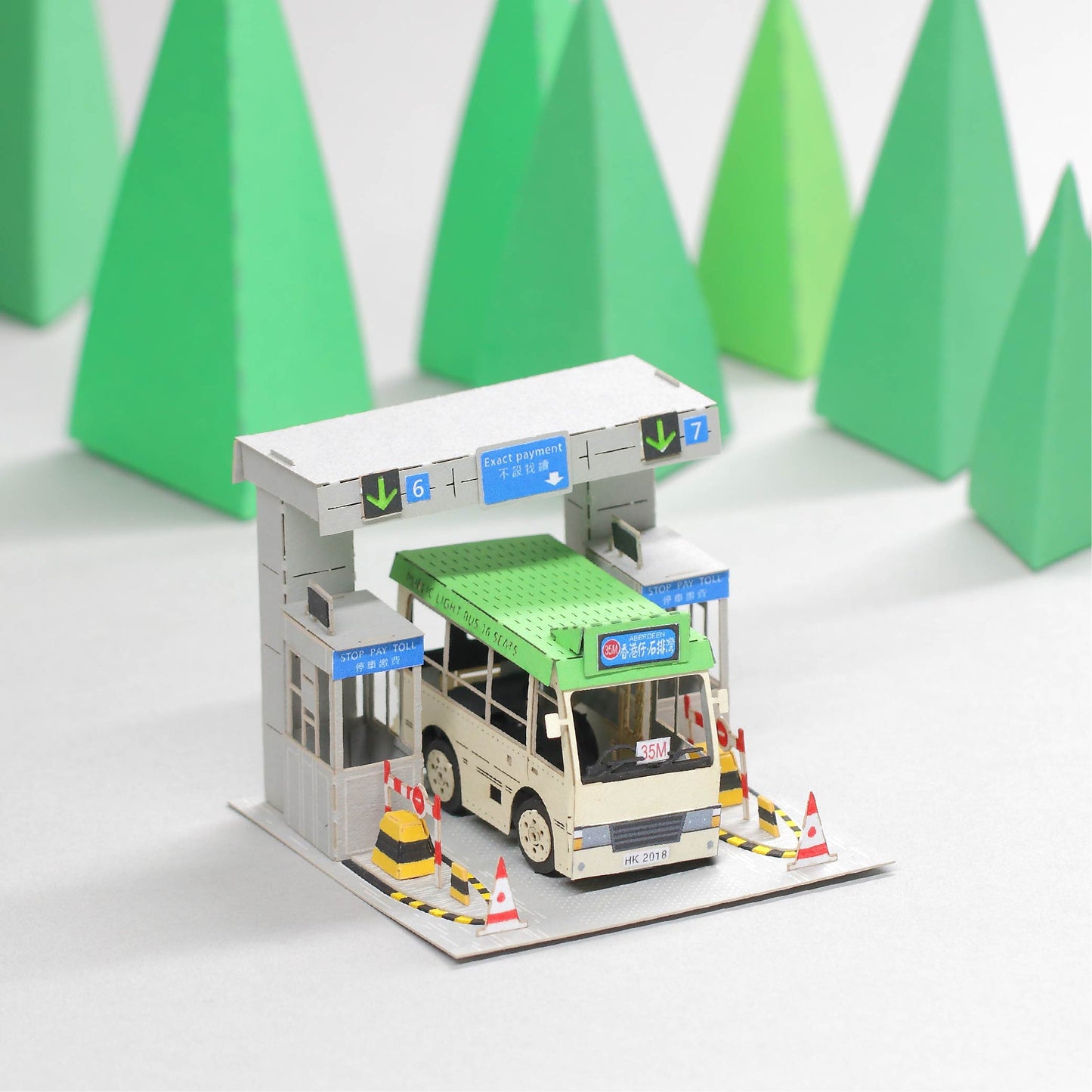 Green Minibus - FingerART Paper Miniature Model (HK-5811)