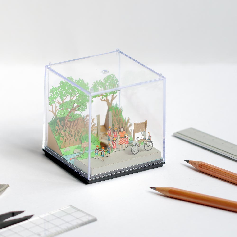 School Trip - FingerART Paper Miniature Model (LS-533)