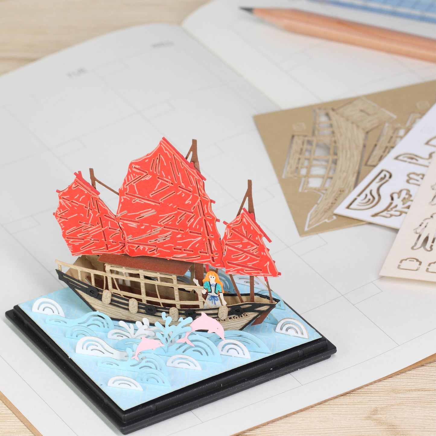 Hong Kong Junk - FingerART Paper Miniature Model (HK-641)