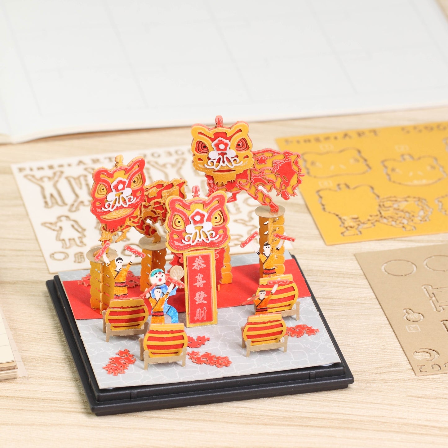 Lion Dance - FingerART Paper Miniature Model (HK-581)